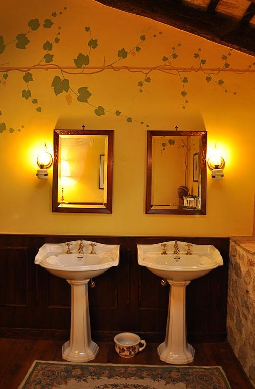 B&B Casa Medievale Del Mugnaio Strassoldo Номер фото